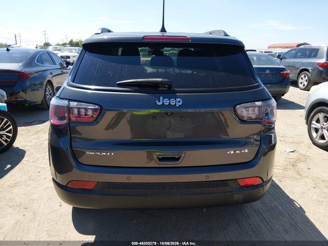 46305279 :رقم المزاد ، 3C4NJDAB4JT190917 vin ، 2018 Jeep Compass Sport 4x4 مزاد بيع