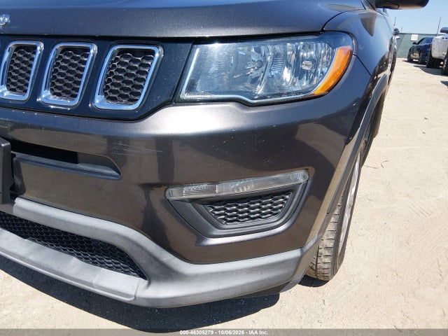 46305279 :رقم المزاد ، 3C4NJDAB4JT190917 vin ، 2018 Jeep Compass Sport 4x4 مزاد بيع