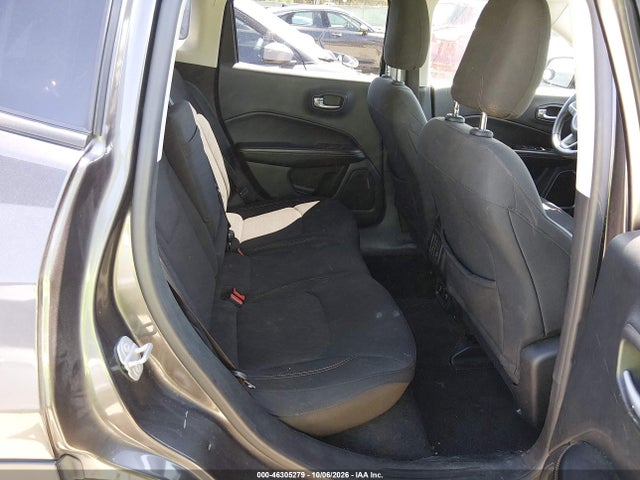 46305279 :رقم المزاد ، 3C4NJDAB4JT190917 vin ، 2018 Jeep Compass Sport 4x4 مزاد بيع