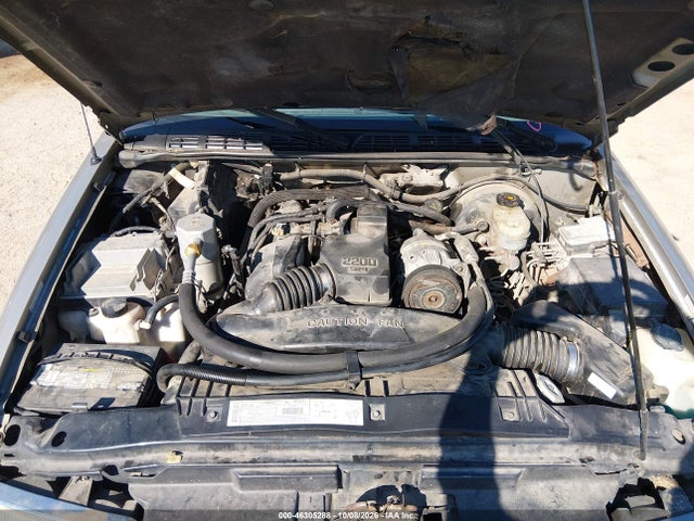 46305288 :رقم المزاد ، 1GCCS19571K125806 vin ، 2001 Chevrolet S-10 Ls مزاد بيع