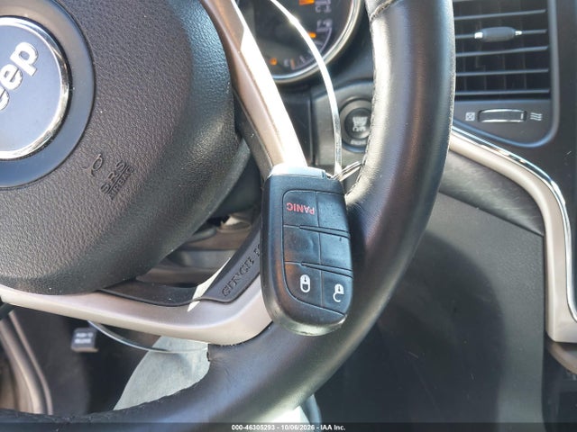Продажа на аукционе авто 2015 Jeep Grand Cherokee Laredo, vin: 1C4RJFAG4FC905657, номер лота: 46305293