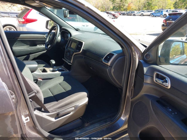 Продажа на аукционе авто 2015 Jeep Grand Cherokee Laredo, vin: 1C4RJFAG4FC905657, номер лота: 46305293