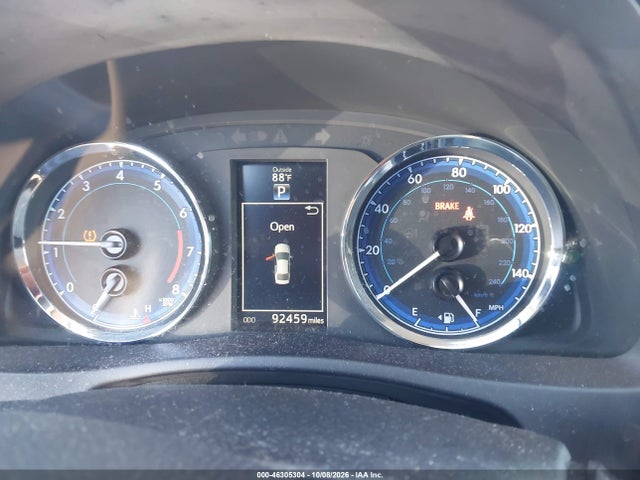 Продажа на аукционе авто 2017 Toyota Corolla Xle, vin: 5YFBURHE0HP709532, номер лота: 46305304