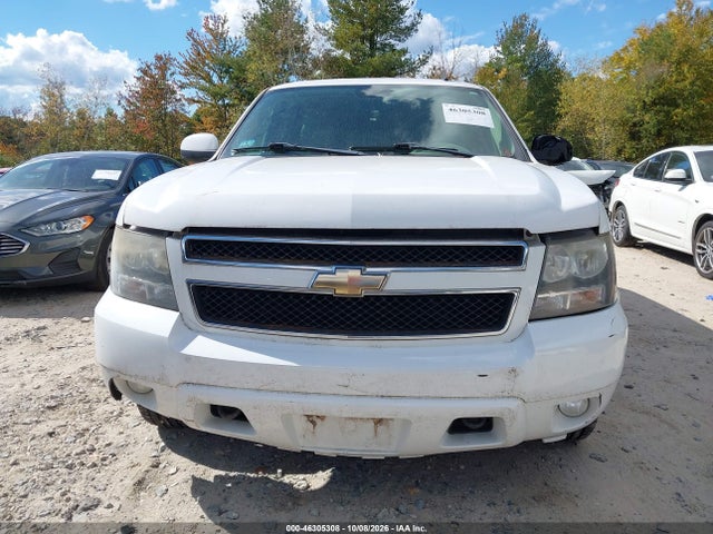 46305308 :رقم المزاد ، 1GNUKJE35AR257261 vin ، 2010 Chevrolet Suburban 1500 Lt1 مزاد بيع