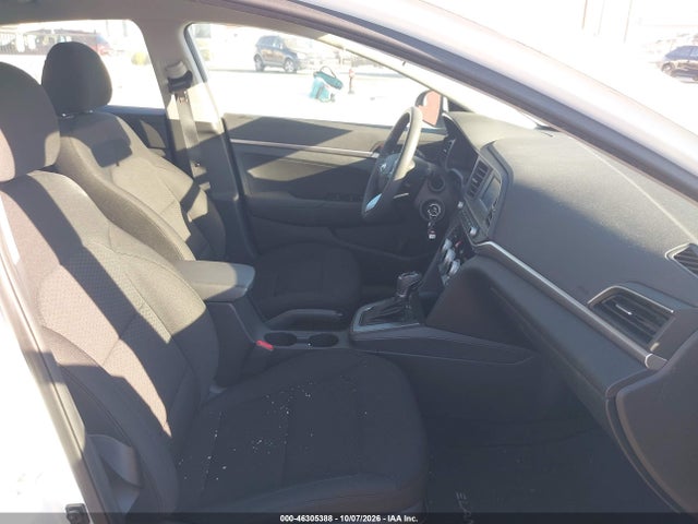 5NPD74LF4KH492882 Hyundai ELANTRA SE