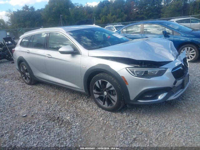 Продаж на аукціоні авто 2018 Buick Regal Tourx Essence, vin: W04GV8SX4J1155990, номер лоту: 46305401