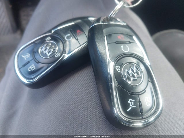 Продаж на аукціоні авто 2018 Buick Regal Tourx Essence, vin: W04GV8SX4J1155990, номер лоту: 46305401