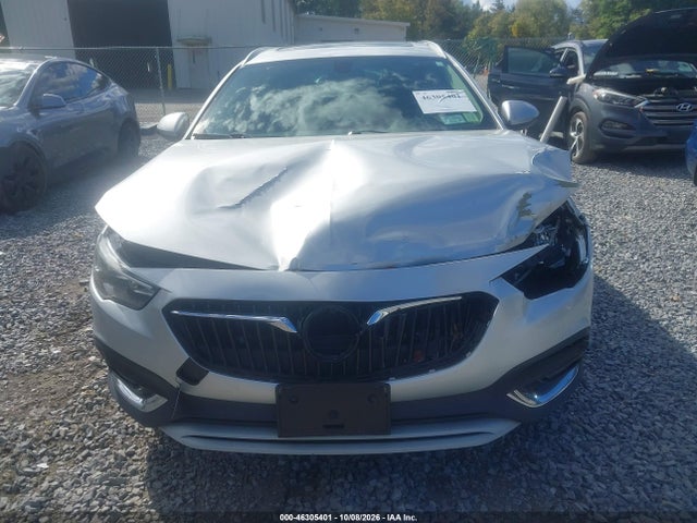 Продаж на аукціоні авто 2018 Buick Regal Tourx Essence, vin: W04GV8SX4J1155990, номер лоту: 46305401