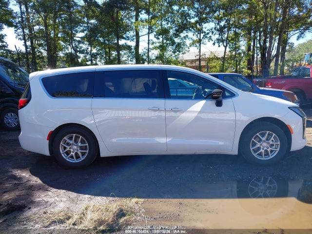Продаж на аукціоні авто 2027 Chrysler Pacifica, vin: 2C4RC1BG4VR590893, номер лоту: 46305434