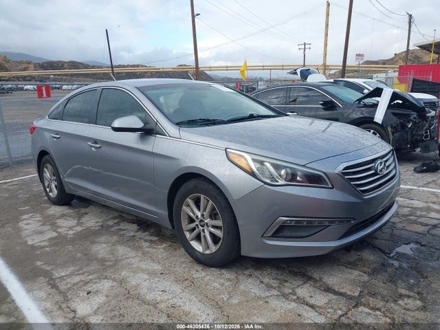 Hyundai SONATA SE 2015 5NPE24AF2FH236252 main image