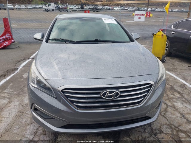 Hyundai SONATA SE 2015 5NPE24AF2FH236252 Image 13