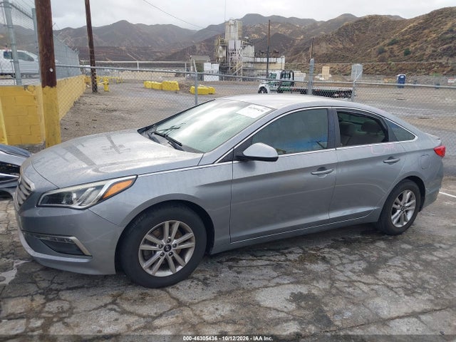 Hyundai SONATA SE 2015 5NPE24AF2FH236252 Image 15