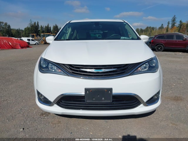 Chrysler Pacifica Hybrid Touring Plus 2017 2C4RC1H72HR837310 Image 12