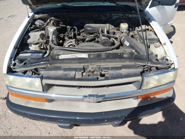 46305828 :رقم المزاد ، 1GCCS19XX38218689 vin ، 2003 Chevrolet S-10 مزاد بيع
