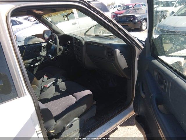 46305828 :رقم المزاد ، 1GCCS19XX38218689 vin ، 2003 Chevrolet S-10 مزاد بيع