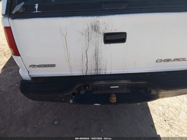 46305828 :رقم المزاد ، 1GCCS19XX38218689 vin ، 2003 Chevrolet S-10 مزاد بيع