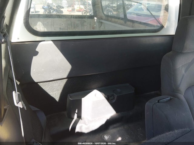 46305828 :رقم المزاد ، 1GCCS19XX38218689 vin ، 2003 Chevrolet S-10 مزاد بيع