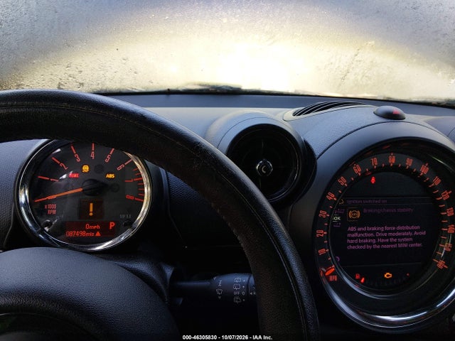 46305830 :رقم المزاد ، WMWSS1C5XFWN95183 vin ، 2015 Mini Paceman Cooper مزاد بيع