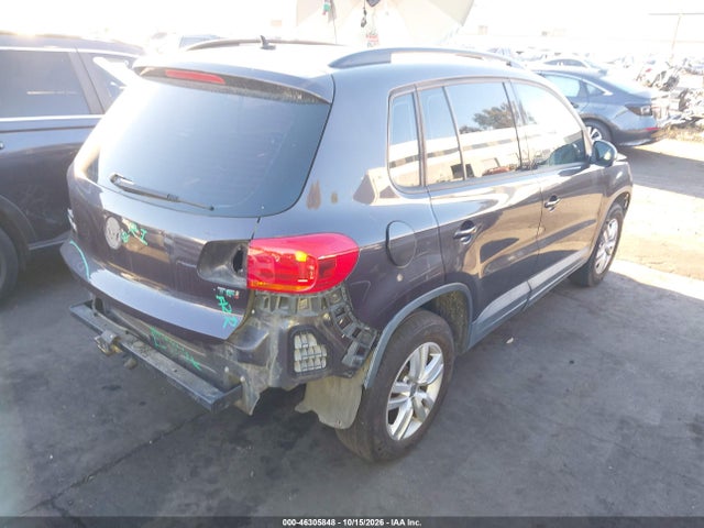 Volkswagen TIGUAN S 2016 WVGAV7AX4GW567096 Image 4