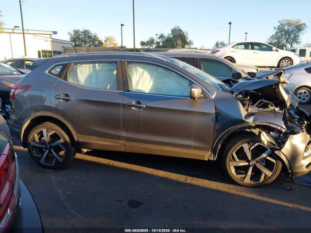 46305885 :رقم المزاد ، JN1BJ1CWXNW494015 vin ، 2022 Nissan Rogue Sport Sl Awd Xtronic Cvt مزاد بيع