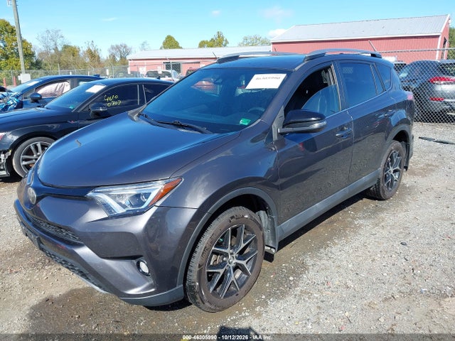 46305990 :رقم المزاد ، 2T3JFREV4HW567637 vin ، 2017 Toyota Rav4 Se مزاد بيع