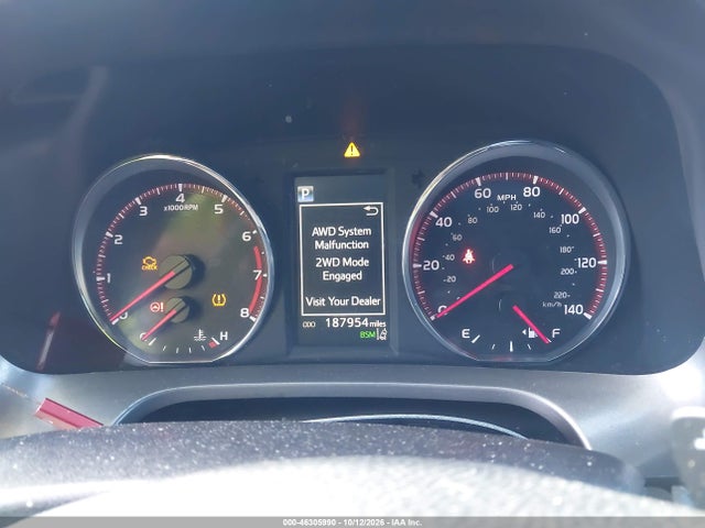 46305990 :رقم المزاد ، 2T3JFREV4HW567637 vin ، 2017 Toyota Rav4 Se مزاد بيع
