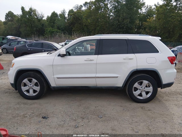 Продаж на аукціоні авто 2011 Jeep Grand Cherokee Laredo, vin: 1J4RR4GG5BC737603, номер лоту: 46306153