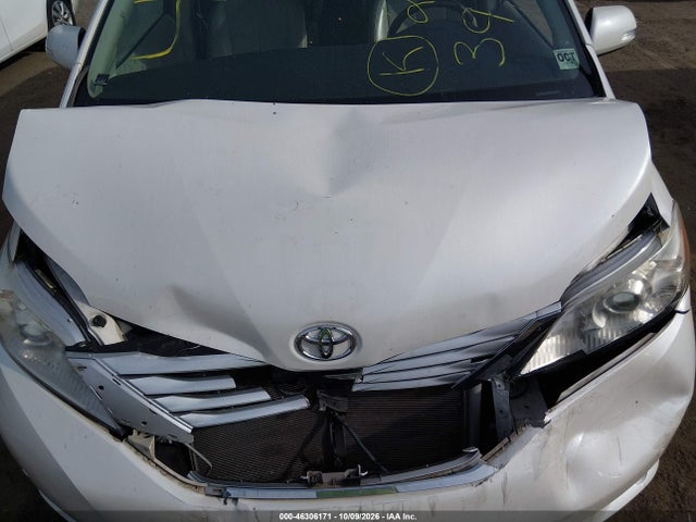 Aukcja sprzedaży 2014 Toyota Sienna Limited V6 7 Passenger, vin: 5TDYK3DC9ES427927, numer aukcji: 46306171
