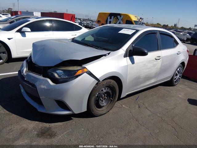 Toyota COROLLA LE 2014 5YFBURHE1EP076017 Image 2