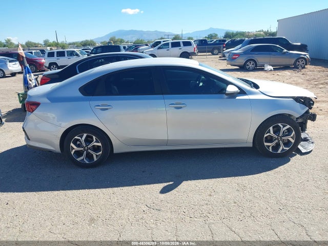 KIA Forte Lxs 2021 3KPF24AD8ME398746 Image 14