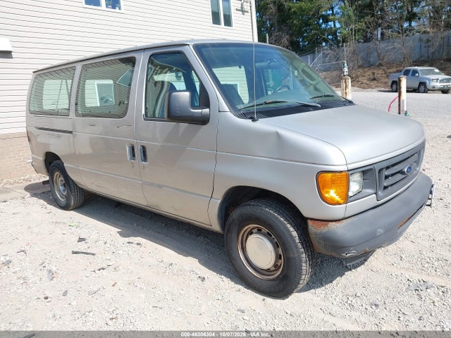 46306304 :رقم المزاد ، 1FMRE11283HB93742 vin ، 2003 Ford E-150 Chateau/xl/xlt مزاد بيع
