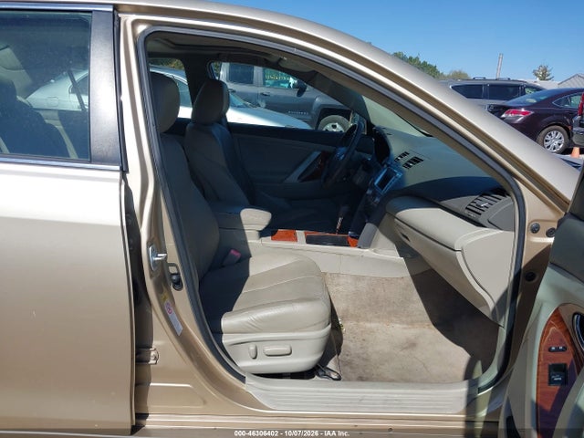 46306402 :رقم المزاد ، JTNBK3EK5A3048085 vin ، 2010 Toyota Camry Xle V6 مزاد بيع