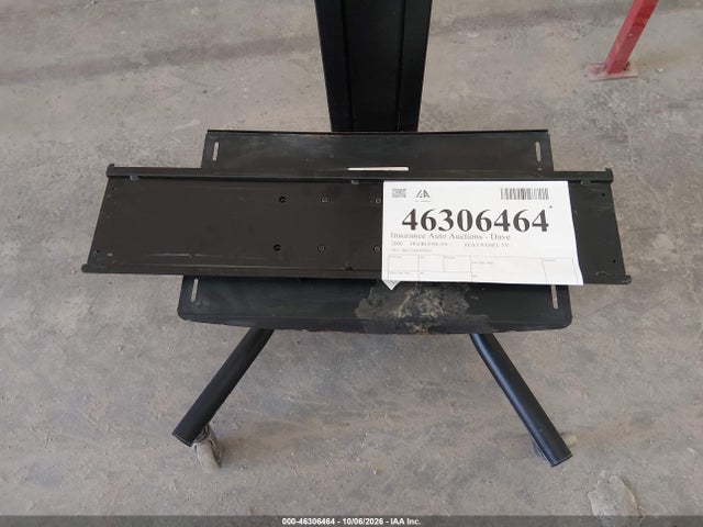 2000 Peerless-av Smartmount Flat Panel Tv Cart მანქანა იყიდება აუქციონზე, vin: SR575M1020262, აუქციონის ნომერი: 46306464