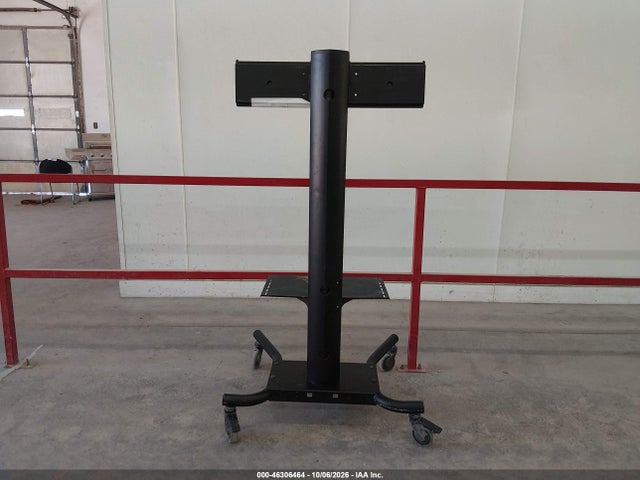 2000 Peerless-av Smartmount Flat Panel Tv Cart მანქანა იყიდება აუქციონზე, vin: SR575M1020262, აუქციონის ნომერი: 46306464