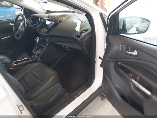 46306528 :رقم المزاد ، 1FMCU9J96EUC55315 vin ، 2014 Ford Escape Titanium مزاد بيع
