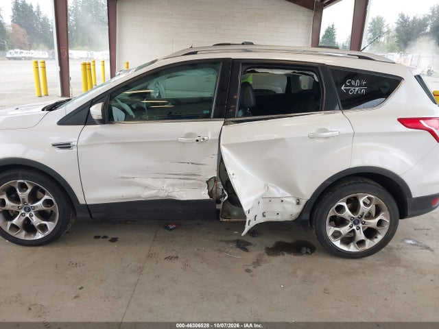 46306528 :رقم المزاد ، 1FMCU9J96EUC55315 vin ، 2014 Ford Escape Titanium مزاد بيع