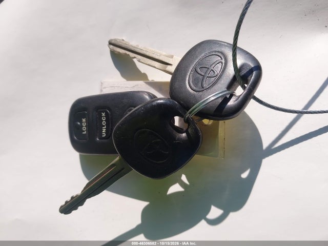 Продажа на аукционе авто 2000 Toyota Camry Solara Sle V6, vin: 2T1CF28P9YC389845, номер лота: 46306582