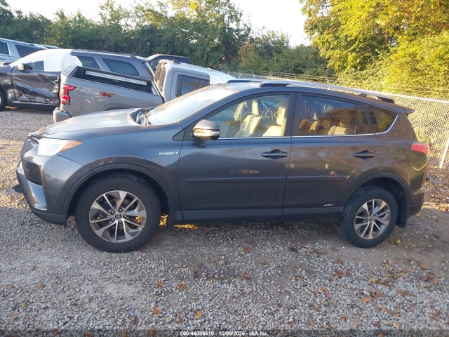 Продаж на аукціоні авто 2017 Toyota Rav4 Hybrid Xle, vin: JTMRJREV5HD105991, номер лоту: 46306610