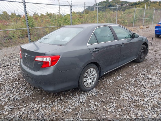 46306711 :رقم المزاد ، 4T1BF1FK4CU004938 vin ، 2012 Toyota Camry Le مزاد بيع