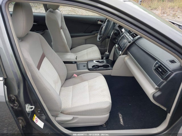 46306711 :رقم المزاد ، 4T1BF1FK4CU004938 vin ، 2012 Toyota Camry Le مزاد بيع