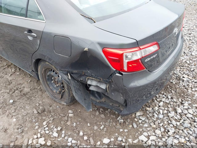 46306711 :رقم المزاد ، 4T1BF1FK4CU004938 vin ، 2012 Toyota Camry Le مزاد بيع