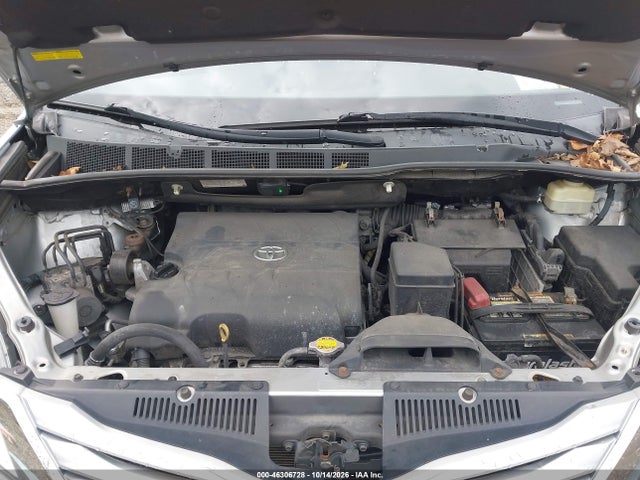 2016 Toyota Sienna Le 8 Passenger მანქანა იყიდება აუქციონზე, vin: 5TDKK3DC4GS755393, აუქციონის ნომერი: 46306728