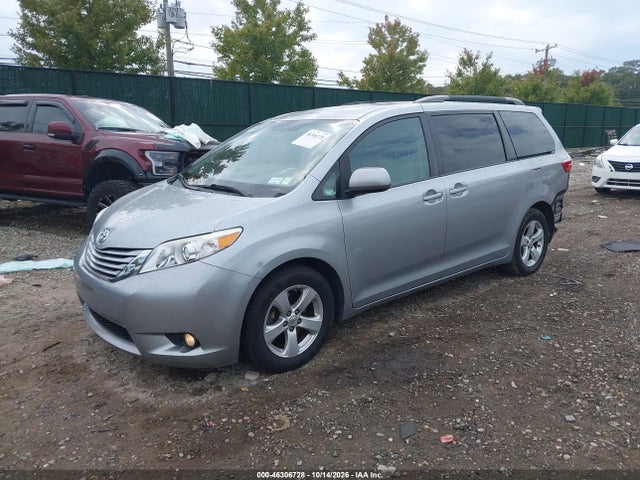 2016 Toyota Sienna Le 8 Passenger მანქანა იყიდება აუქციონზე, vin: 5TDKK3DC4GS755393, აუქციონის ნომერი: 46306728