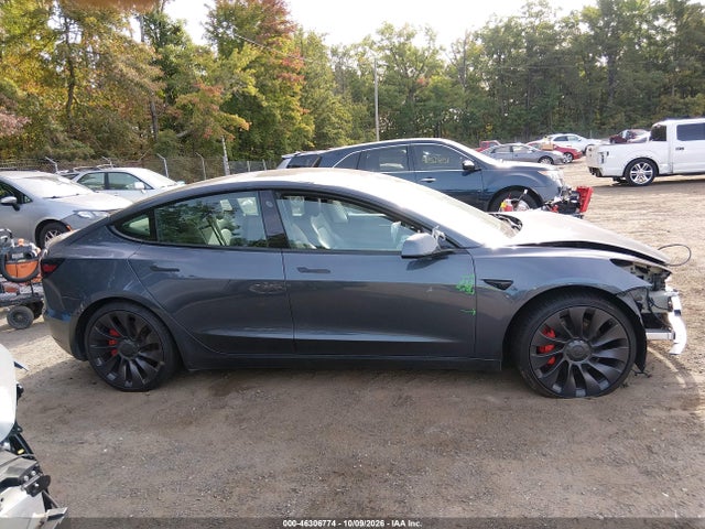 46306774 :رقم المزاد ، 5YJ3E1EC6NF336140 vin ، 2022 Tesla Model 3 Performance Dual Motor All-wheel Drive مزاد بيع