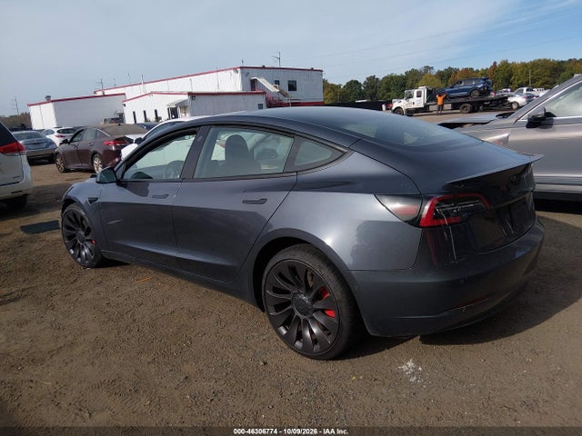 46306774 :رقم المزاد ، 5YJ3E1EC6NF336140 vin ، 2022 Tesla Model 3 Performance Dual Motor All-wheel Drive مزاد بيع