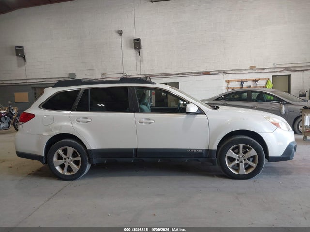 46306815 :رقم المزاد ، 4S4BRBCC9E3245459 vin ، 2014 Subaru Outback 2.5i Premium مزاد بيع