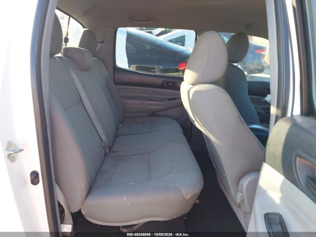 46306899 :رقم المزاد ، 5TFJX4CN0EX040219 vin ، 2014 Toyota Tacoma مزاد بيع