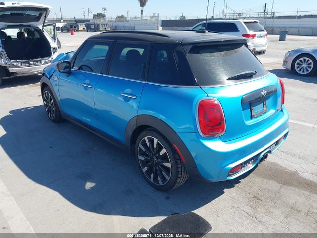 46306971 :رقم المزاد ، WMWXU3C52F2B56341 vin ، 2015 Mini Hardtop Cooper S مزاد بيع