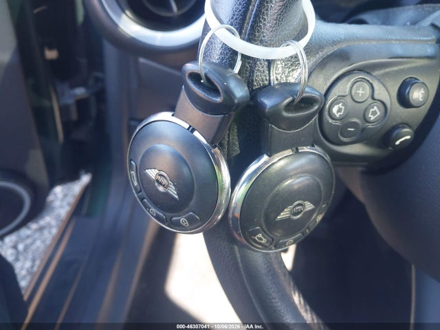 46307041 :رقم المزاد ، WMWSU3C55DT684423 vin ، 2013 Mini Hardtop Cooper مزاد بيع