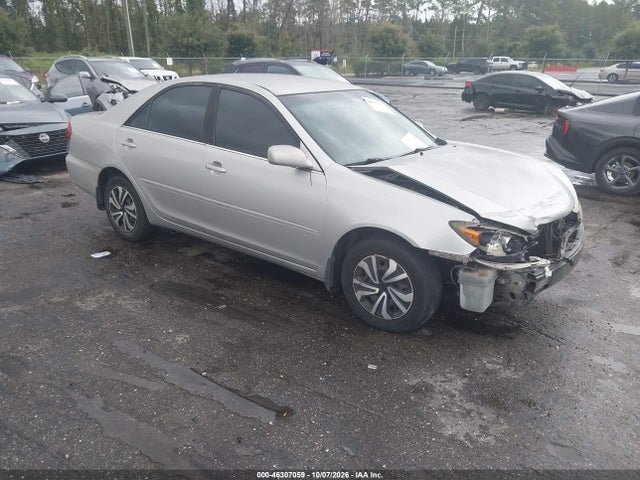 46307059 :رقم المزاد ، 4T1BE32K74U306536 vin ، 2004 Toyota Camry Le مزاد بيع